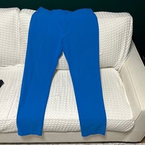 Under Armour golf pant. 38x34 lightweight pant, excellent condition.